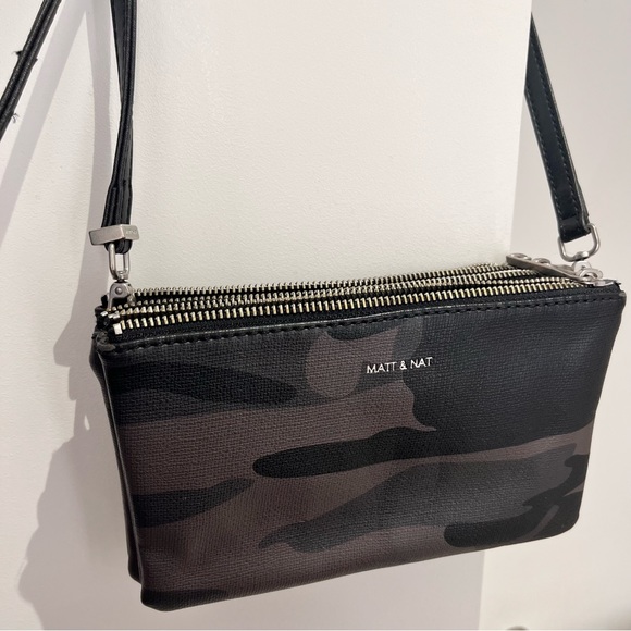 MATT & NAT Triplet Crossbody - Picture 2 of 4